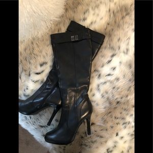 Alfani Black leather boots size 7
